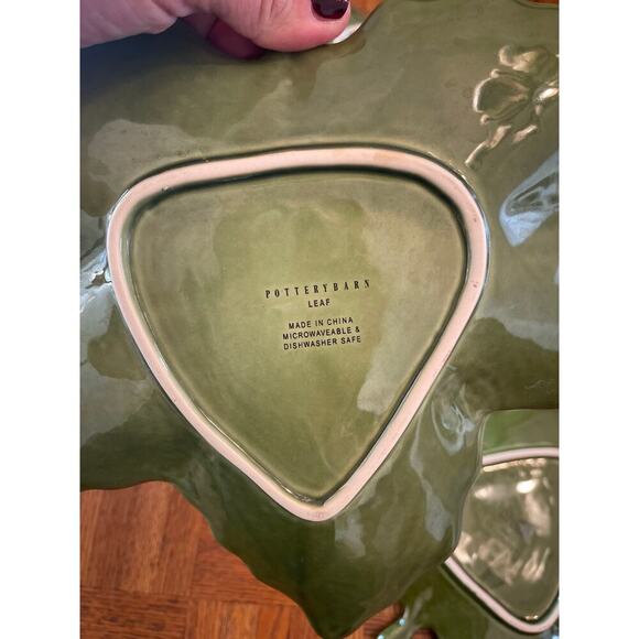 Pottery Barn leaf small plates set of 4 - Picture 3 of 4
